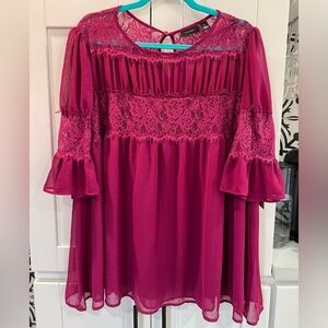Fun fall top! Halogen size XL magenta